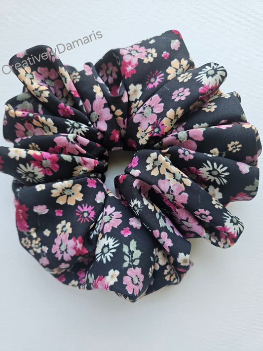 Coreopsis Flowers XL Scrunchie in Black with Coreopsis Floral Print