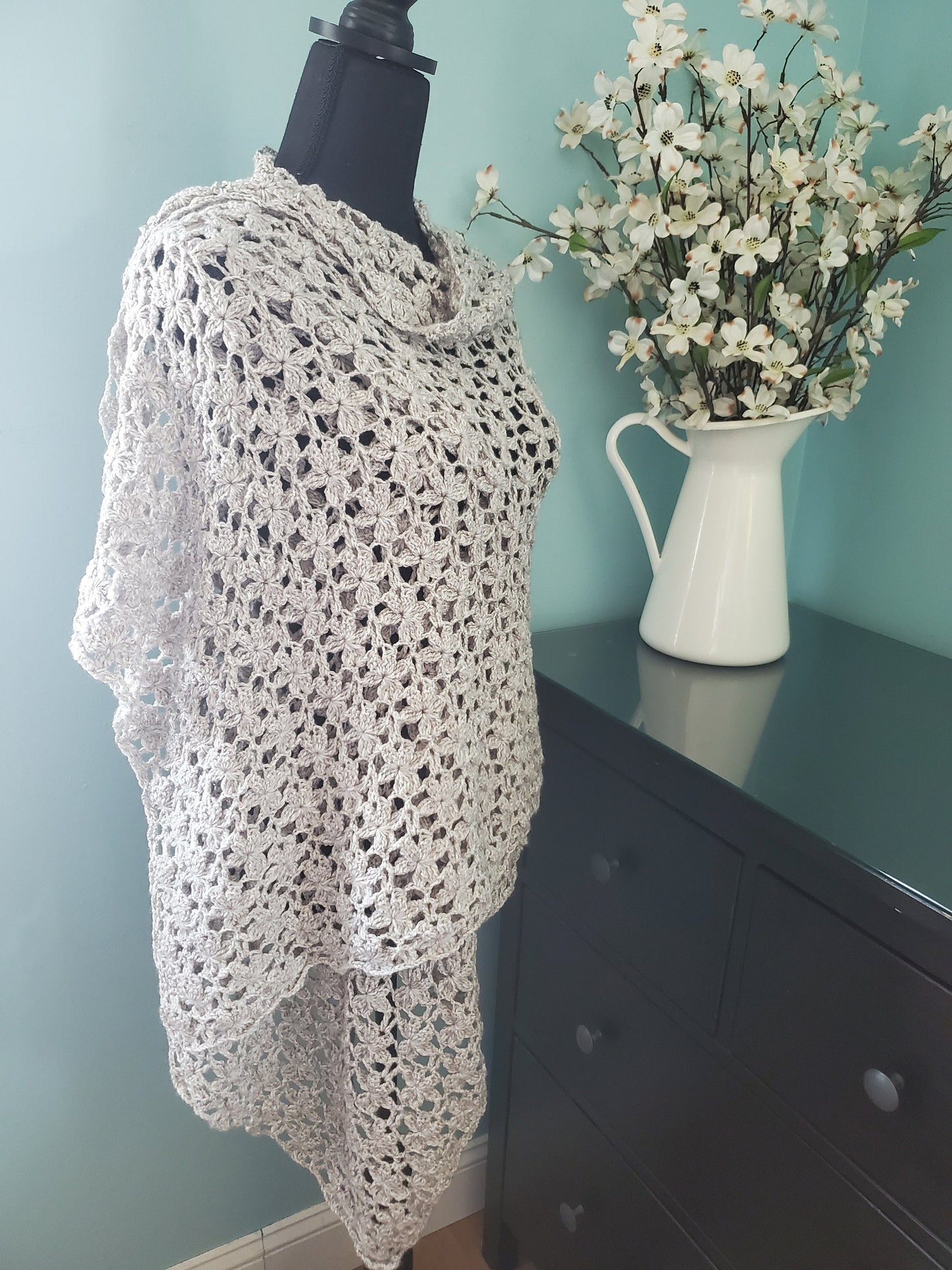 Crochet Floral Shawl in Linen Color