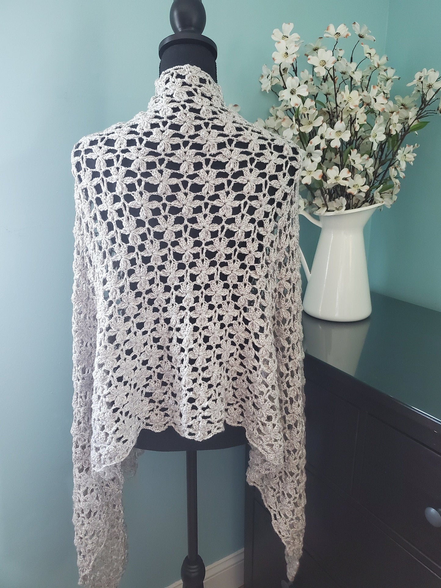 Crochet Floral Shawl in Linen Color