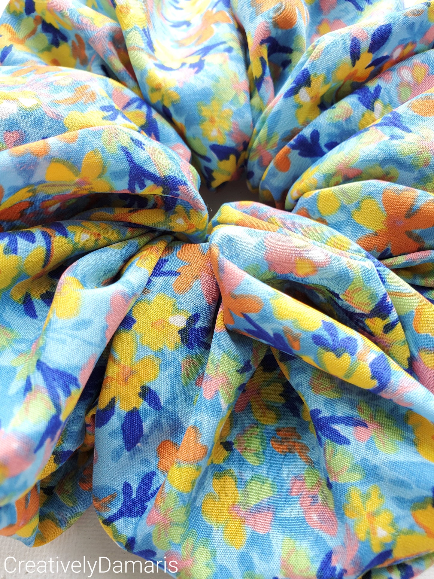 Impatiens Cyan XL Scrunchie