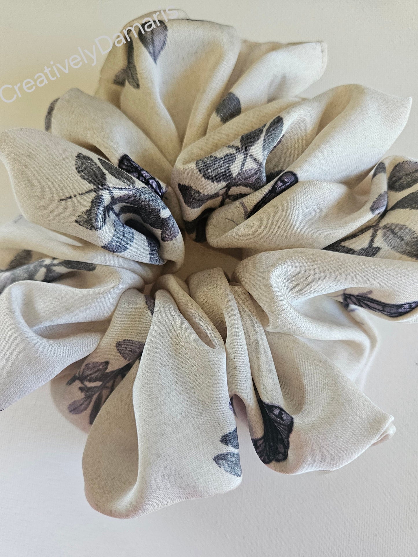 Silky Cream XL Scrunchie
