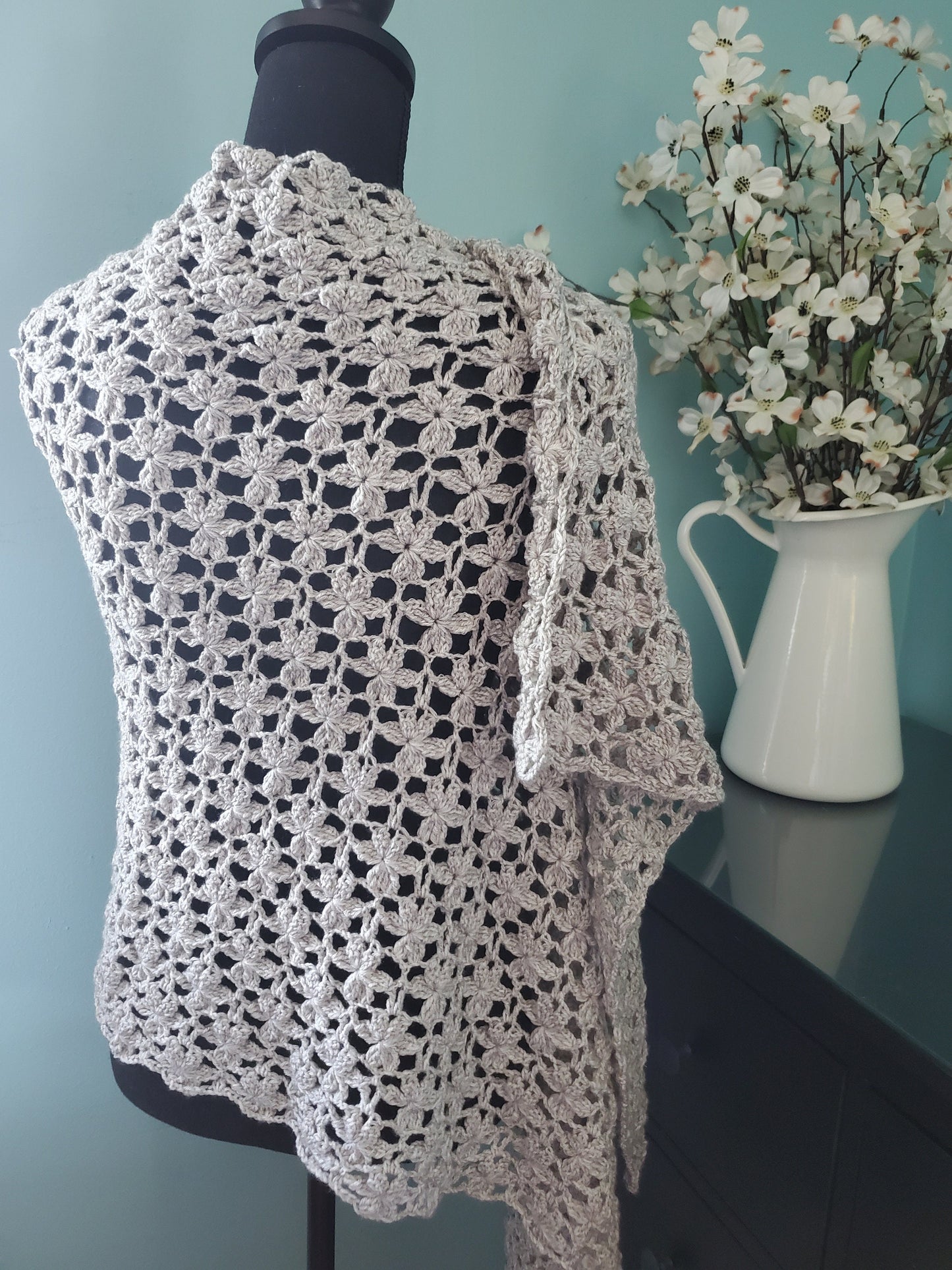 Crochet Floral Shawl in Linen Color